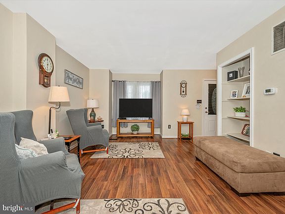 5th image of 41 Catoctin Highlands Cir