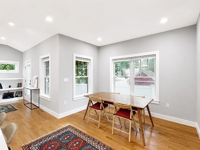 187 Linwood Ave #1 — Photo 6