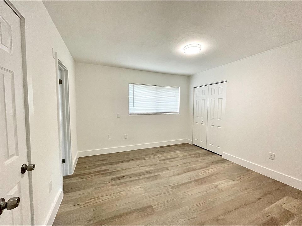 2nd image of 741 NW 45th St APT 19