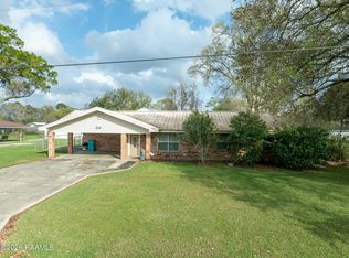 139 Crimson St, Opelousas, LA 70570