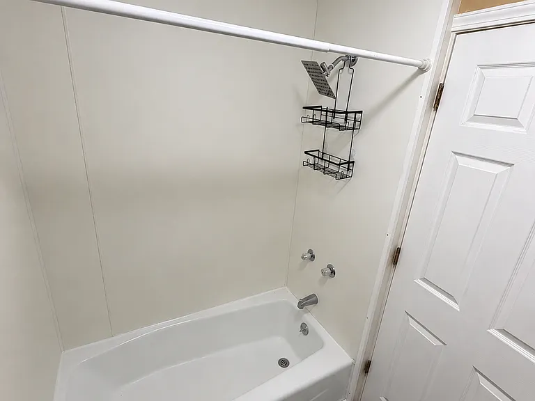 112 30th Ave N #1 — Photo 9