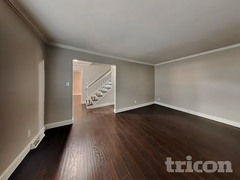 14011 Phillips Rd — Photo 15