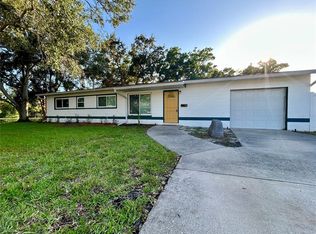 6876 17th St N, Saint Petersburg, FL 33702