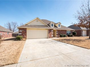 9907 N 103rd East Ave, Owasso, OK 74055