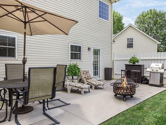 4th image of 5709 Lagerfield Ln