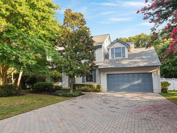 12 Freedom Dr, Cape May, NJ 08204