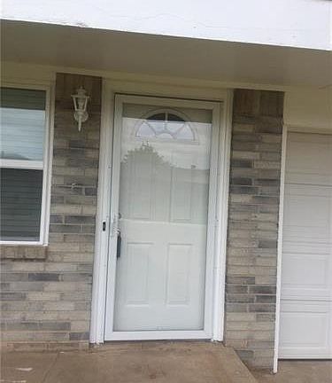 5th image of 416 E Linden Ln
