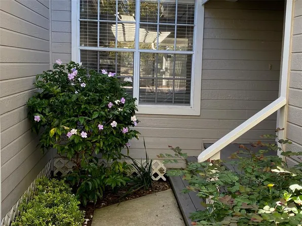 1144 Waterfall Ln #26, Lakeland, FL 33803