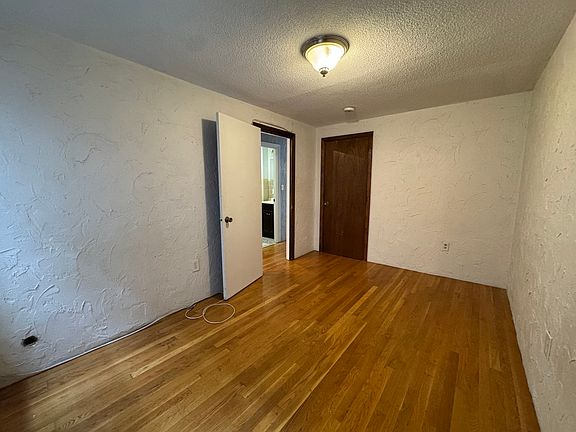 4th image of 58 Prince St APT 6