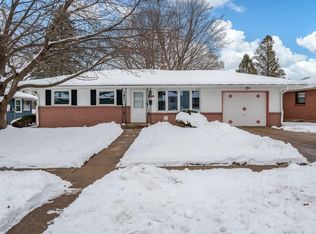 3308 Wesleyan Ave, Rockford, IL 61108