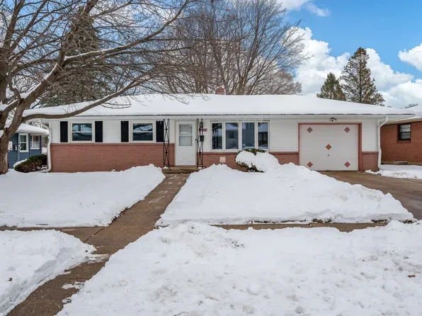 3308 Wesleyan Ave, Rockford, IL 61108