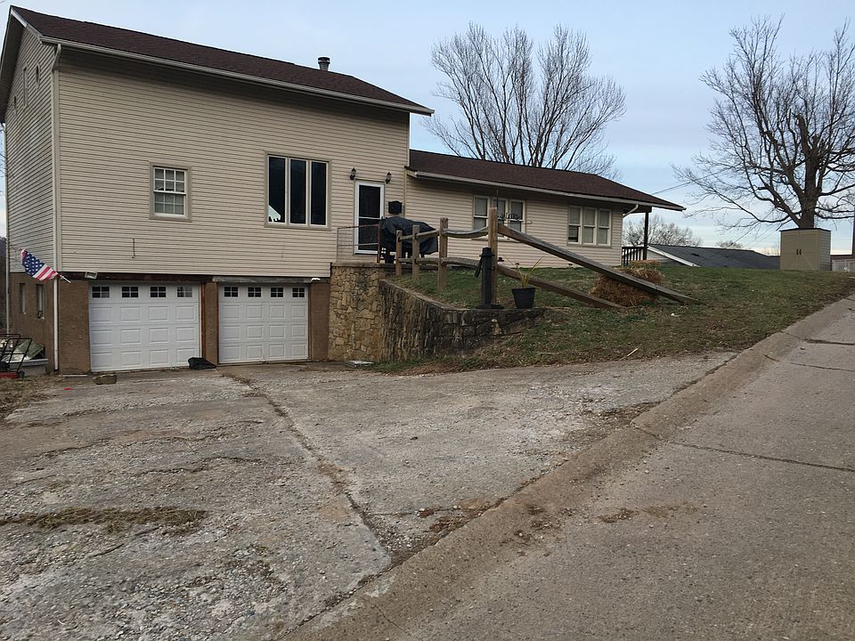 2nd image of 4810 Orchard St