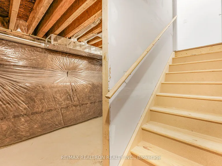 17 Corbett St — Photo 28