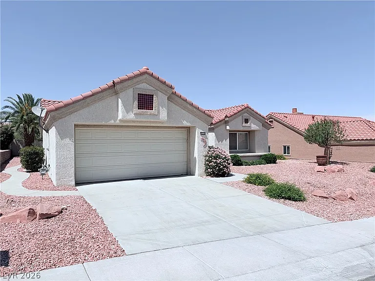 9520 Ruby Hills Dr — Photo 2