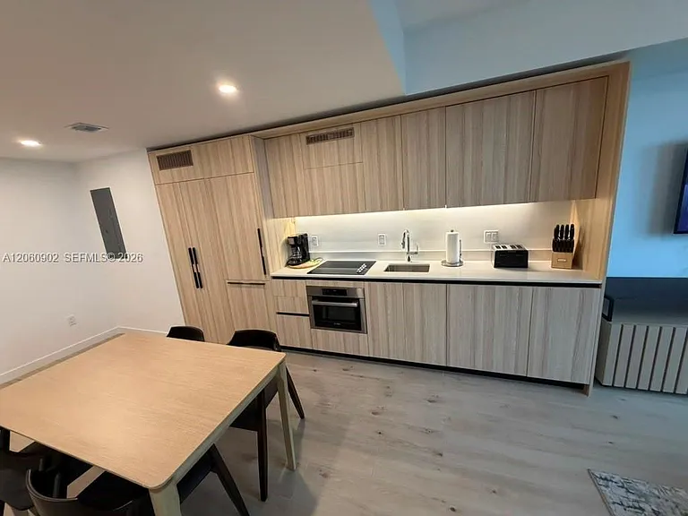225 N Miami Ave #2904 — Photo 15