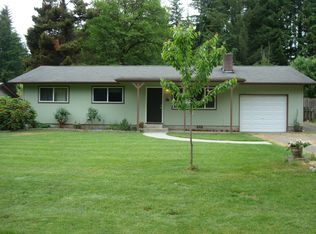 132 Coyote Ln, Castle Rock, WA 98611