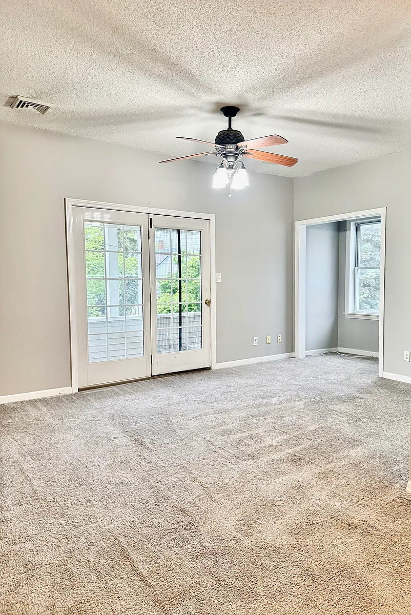 Living Room - 285 Payne Ave #2