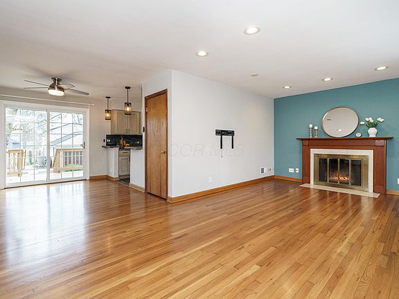 5th image of 623 E Dominion Blvd