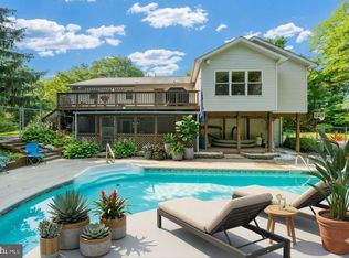 13100 Croom Rd, Upper Marlboro, MD 20772