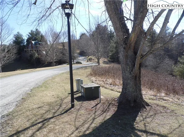 #32 Mountain Ridge Road, Piney Creek, NC 28663