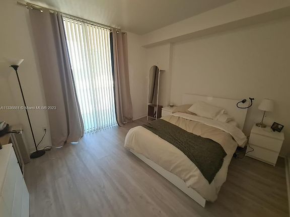 3rd image of 1111 SW 1st Ave APT 1824