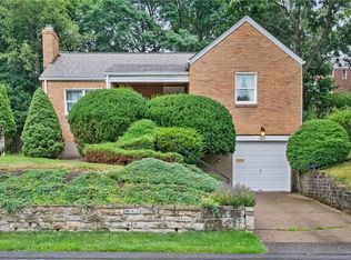 1022 Willow Dr, Pittsburgh, PA 15237