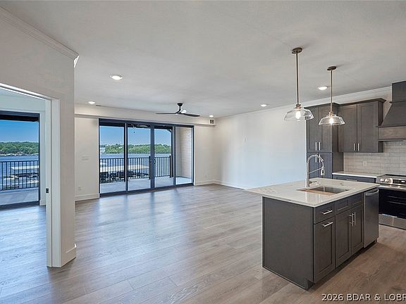 3rd image of 4925 Robins Cir #4A