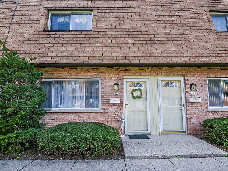 1st image of 835 W Richard St #E