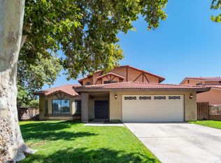 43954 Emile Zola St, Lancaster, CA