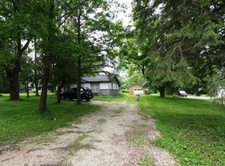 W229 Madison Ave, Oconomowoc, WI 53066