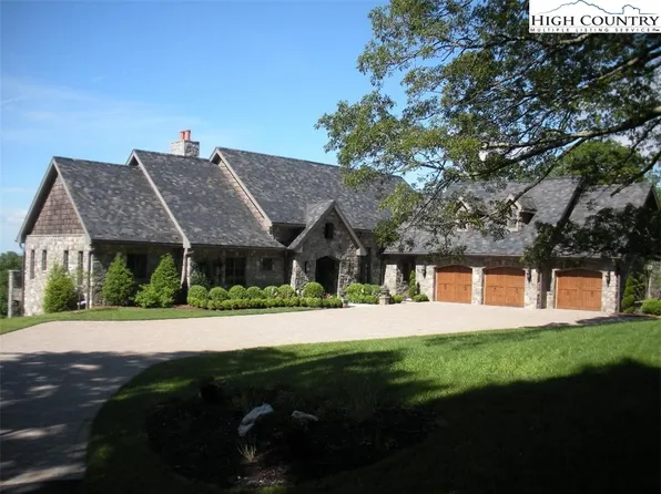 733 Dogwood Lane, Blowing Rock, NC 28605