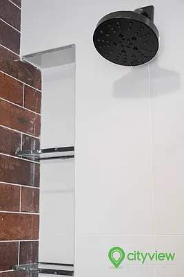 Rented by The KCI Group | media 32