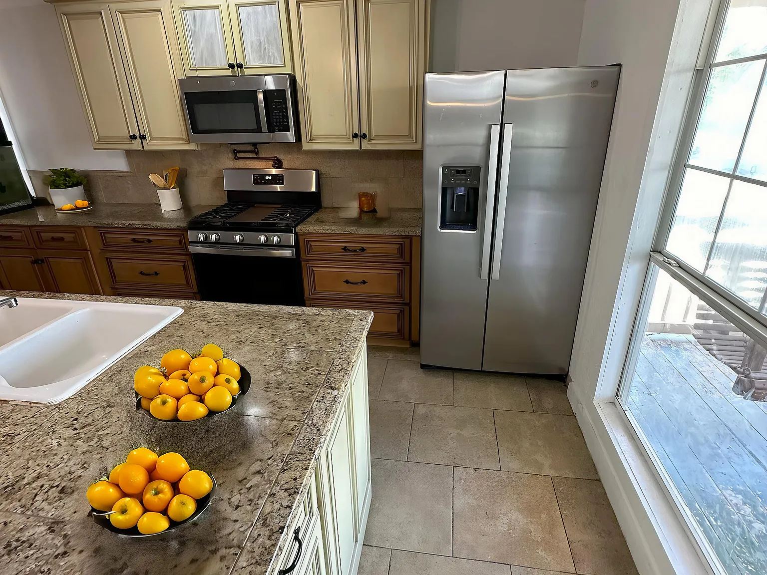 3 bed, 1559 sqft, $1,750 — Photo 4