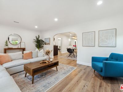 821 S Cloverdale Ave, Los Angeles, CA, 90036