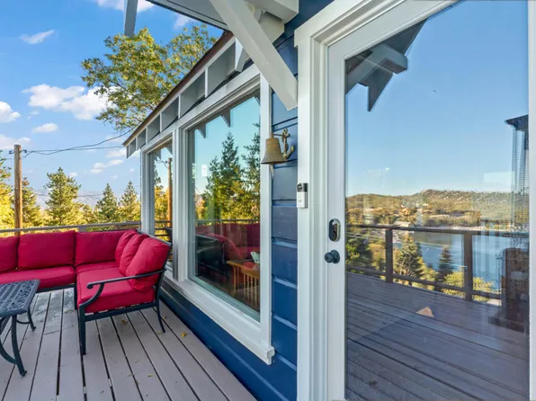 347 Emerald Dr, Lake Arrowhead, CA 92352