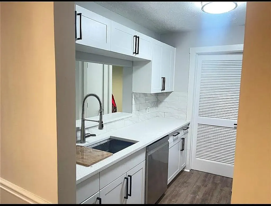 5514 Mountain Springs Cir — Photo 4