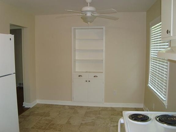 4th image of 310 Park Ave
