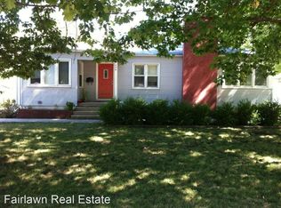 1406 W John St, Champaign, IL 61821