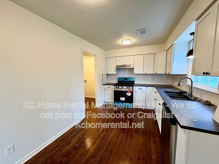 307B E Main St — Photo 7