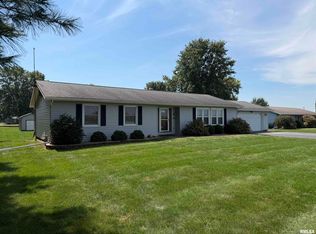 425 W Apple St, Kirkwood, IL 61447