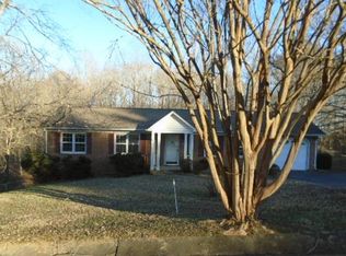 2040 Powhatan Dr, Danville, VA 24540