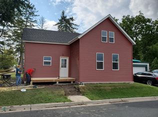 110 3rd St NW, New Prague, MN 56071