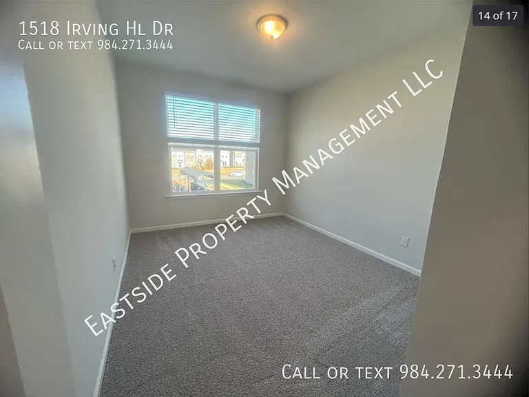 1518 Irving Hill Dr — Photo 14