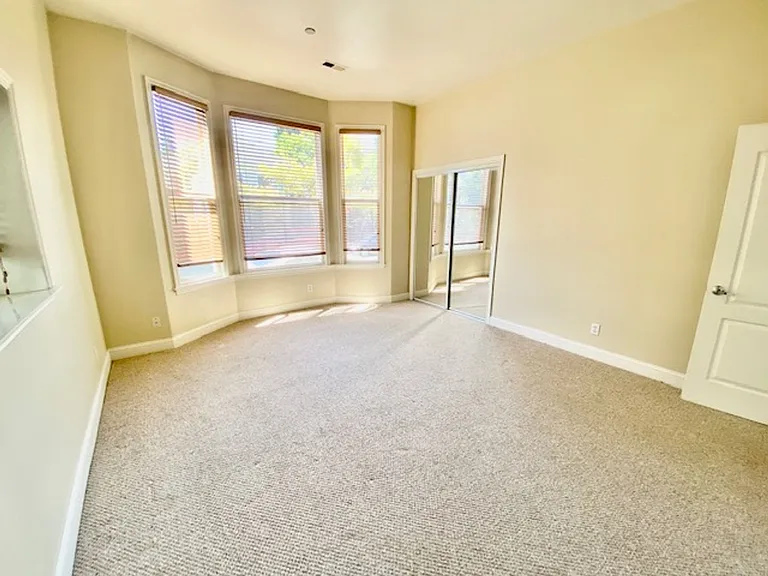 1013 Fair Oaks Ave. — Photo 15