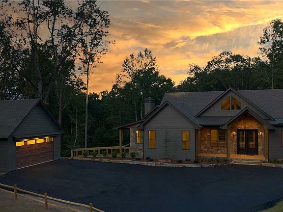 2nd image of 750 Settlers Ridge Rd