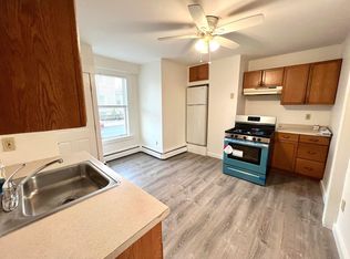 285 Pearl St #1R, Malden, MA 02148