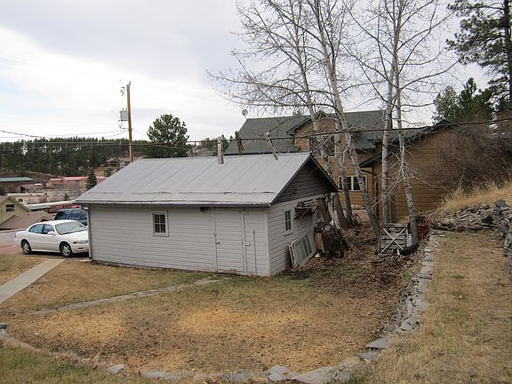 2nd image of 218 Pine Mountain Ave