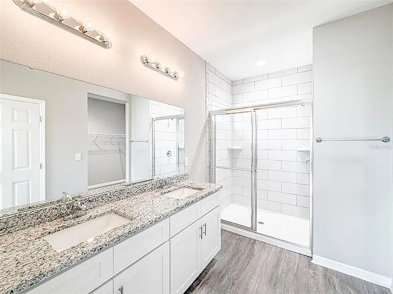 3376 Cup Dr — Photo 6