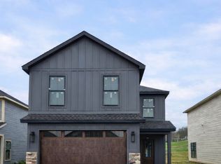 310 Monroe Dr, Bristol, TN 37620