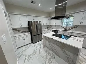 3203 Country Club Blvd — Photo 6